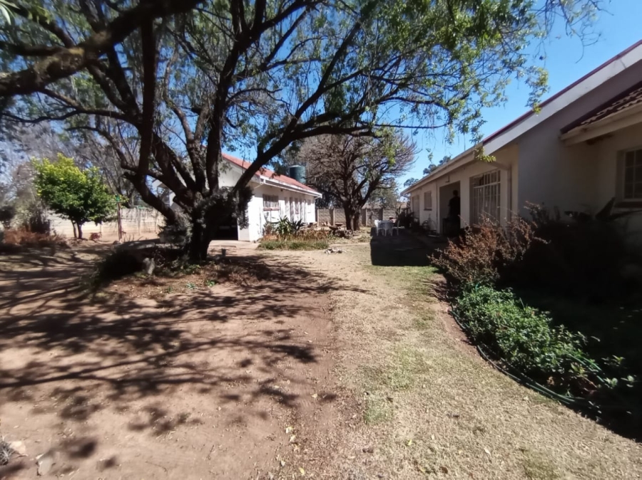 4 Bedroom Property for Sale in Vredefort Free State